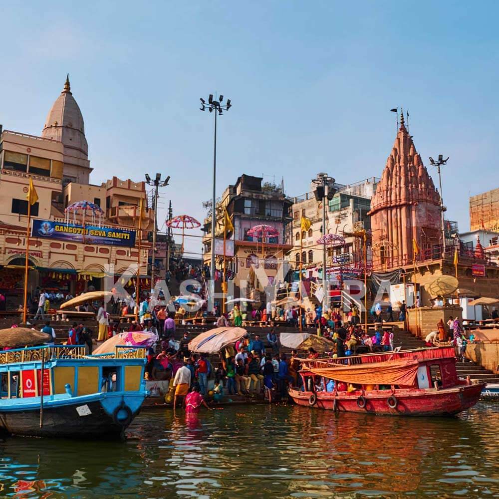 boat ride in varanasi