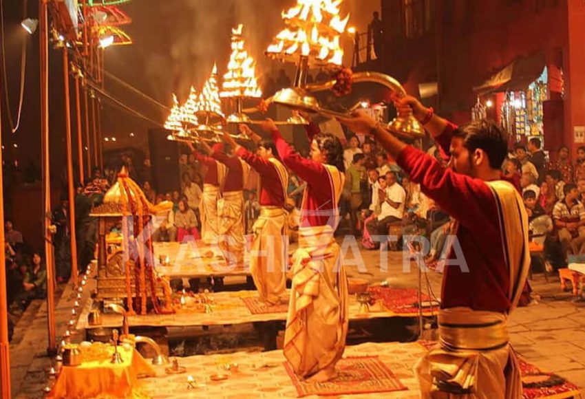 evening ganga aarti dashashwamedh ghat