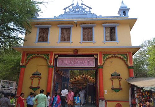 Devotees at the entrance of the Sankat Mochan Hanuman Temple in Varanasi