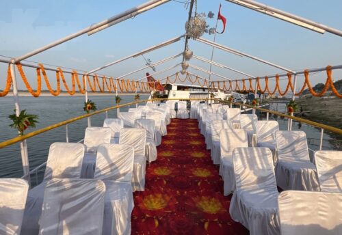 Traditional Bajra boat used for Dev Diwali boat rides